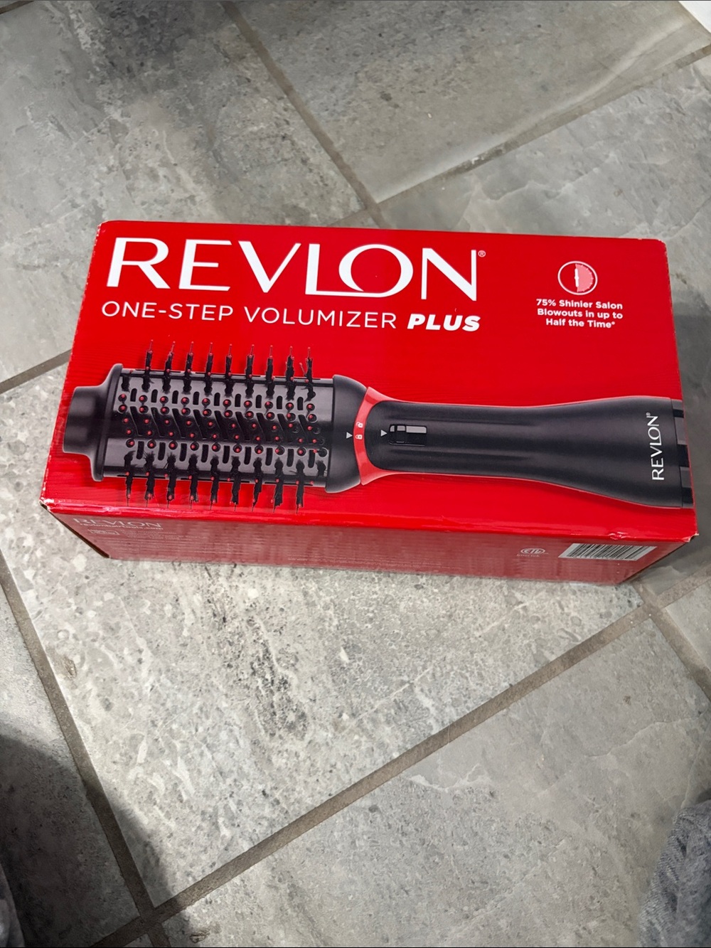 Revlon One-Step Volumizer Plus - Black with Red Accents